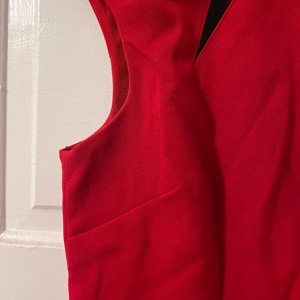 Dress - Picture 4 of 11